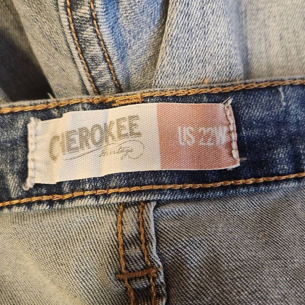 Cherokee Vintage Y2K Southwestern Pattern Embroiderd Skinny Jeans 22W (7180) - Picture 5 of 7